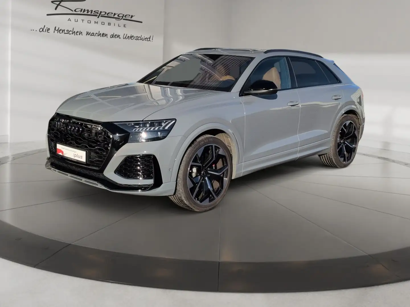 Audi RS Q8 SUV HD-Matrix ACC Luft HuD Pano Grau - 2