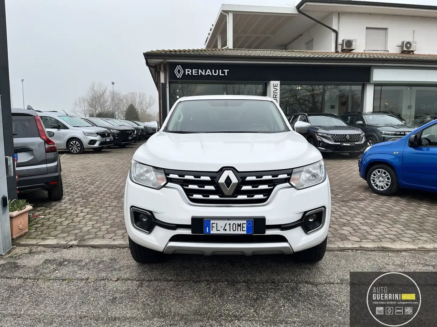 Renault Alaskan 2.3 dCi Twin Turbo 190CV aut. 4WD Intens Blanc - 2