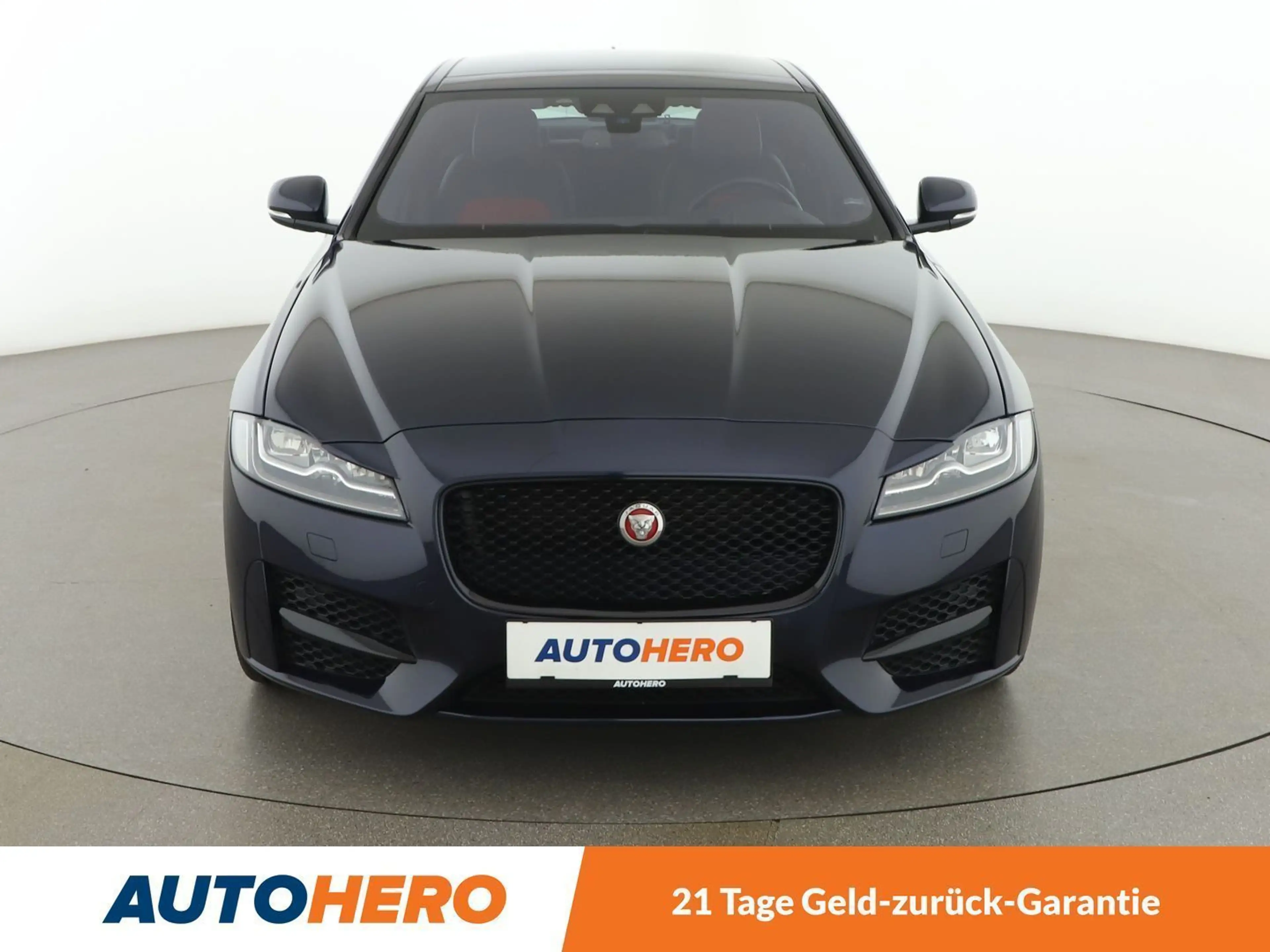 Jaguar XF 20d R-Sport AWD Aut. *LED*HUD*SPUR*TOT*MERIDIAN* — photo 9