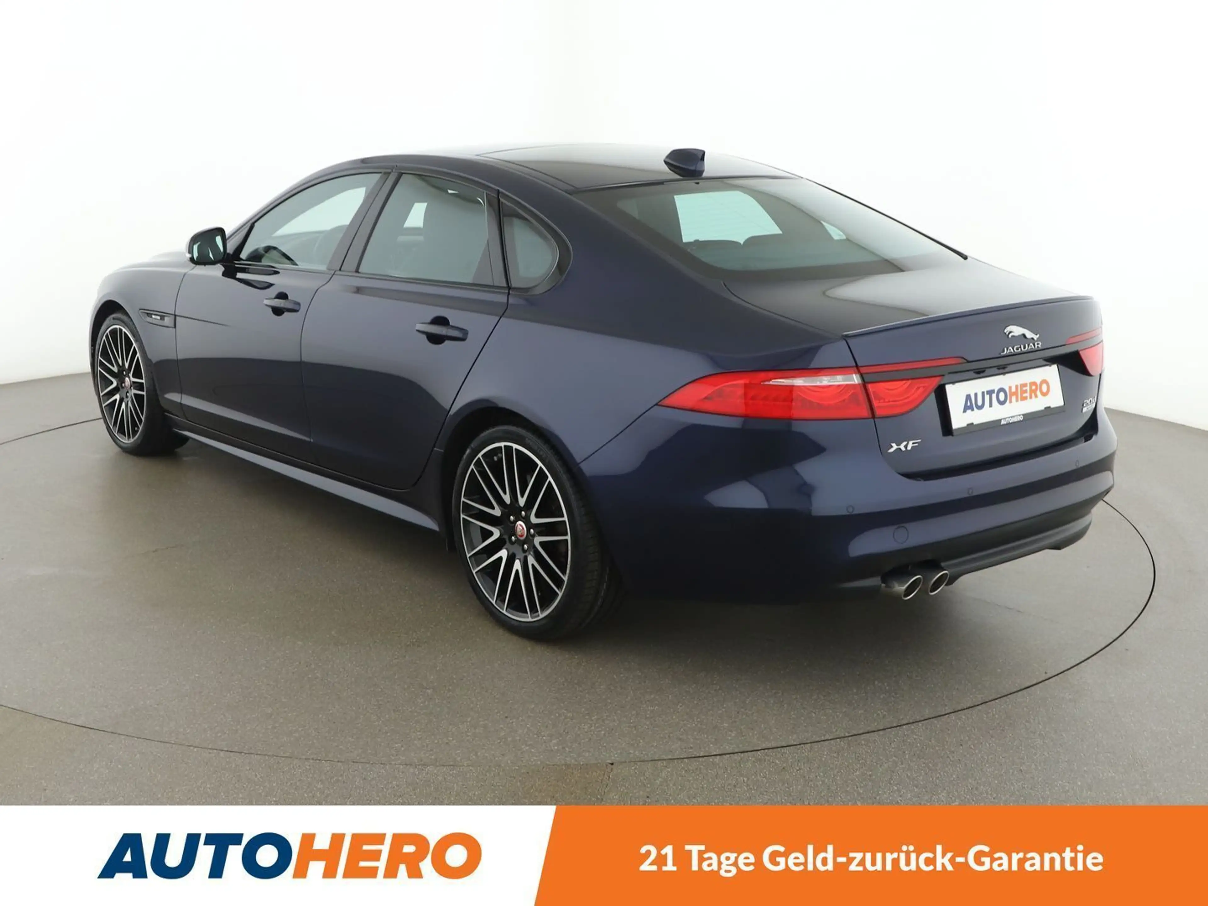 Jaguar XF 20d R-Sport AWD Aut. *LED*HUD*SPUR*TOT*MERIDIAN* — photo 4