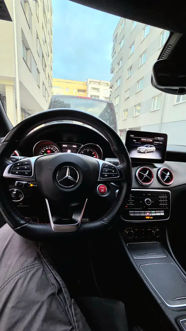 Mercedes-Benz CLA 200 CLA 200 d Shooting Brake Aut. - 1