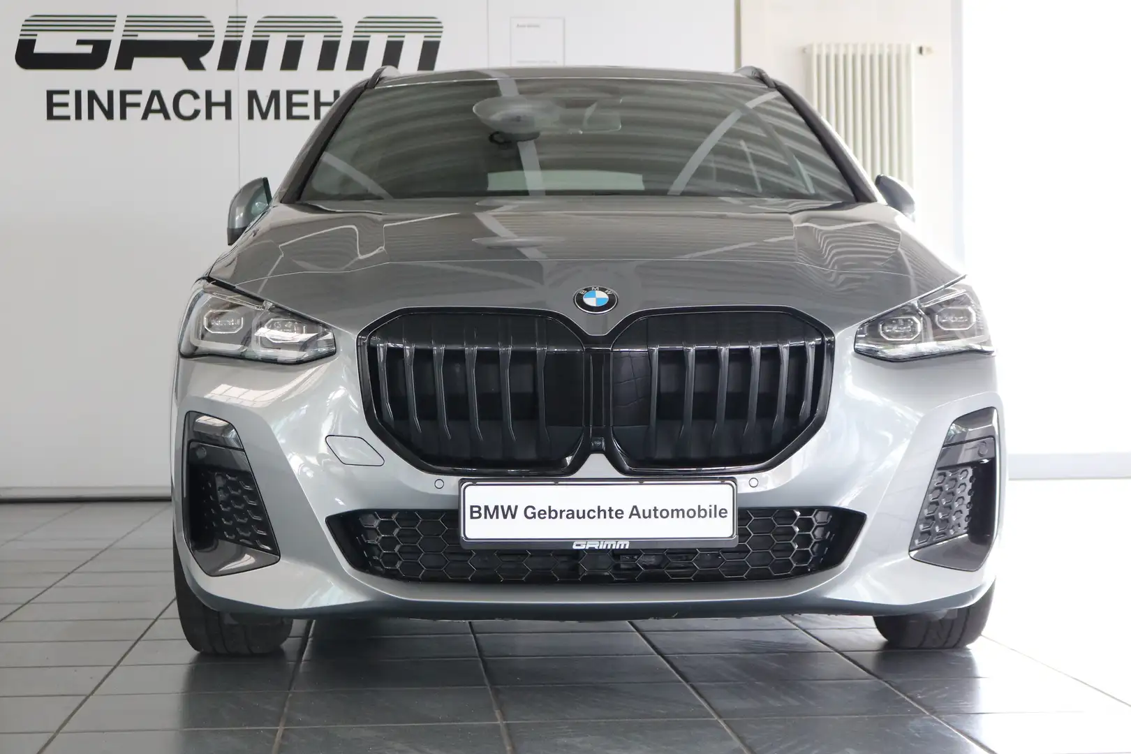 BMW 220 i M Sport HUD AHK Harman Pano Assistant Plus Grau - 2