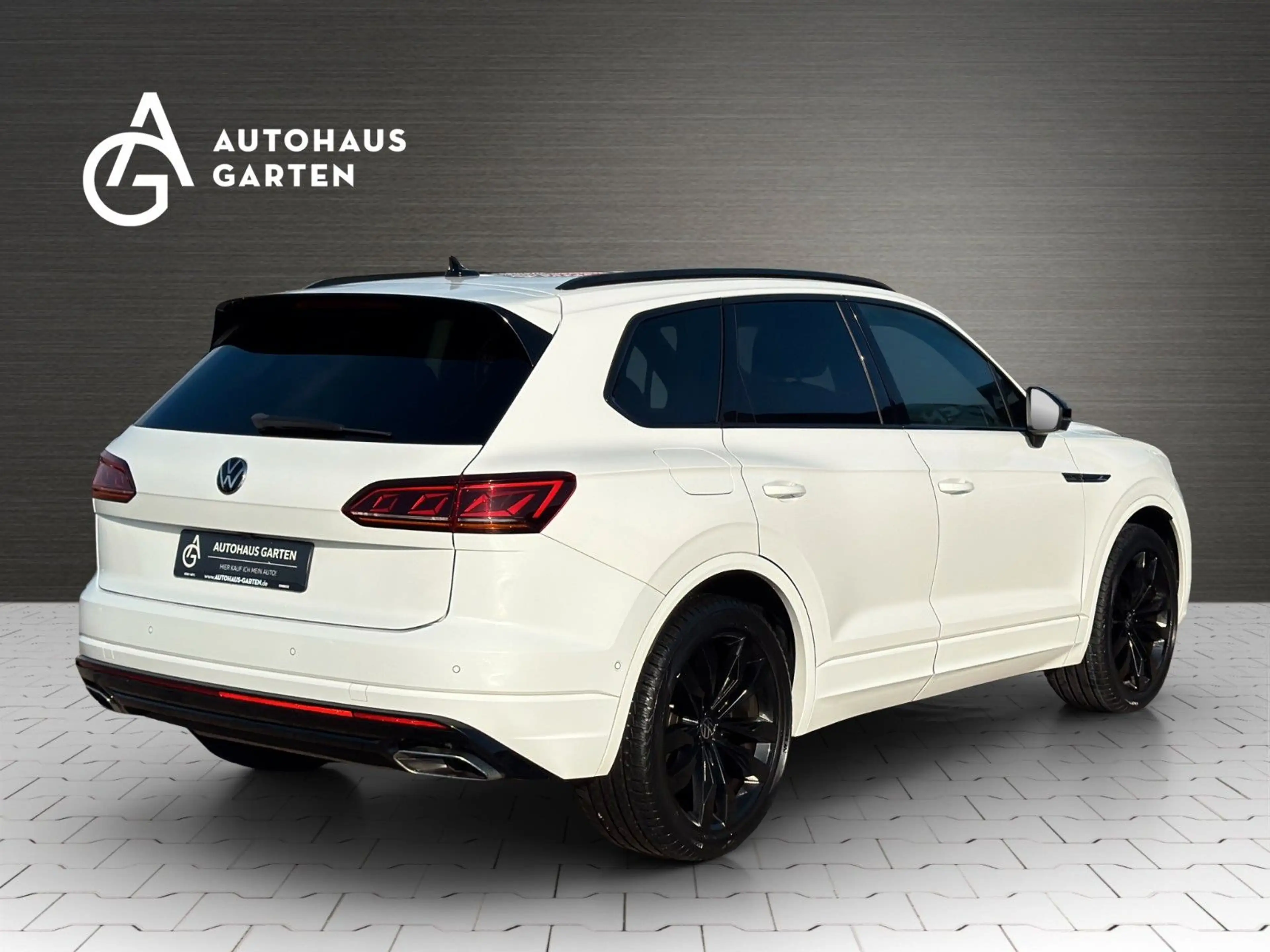 Volkswagen Touareg 3.0 TDI R-Line 4M LED Leder Kamera Luft. — photo 7