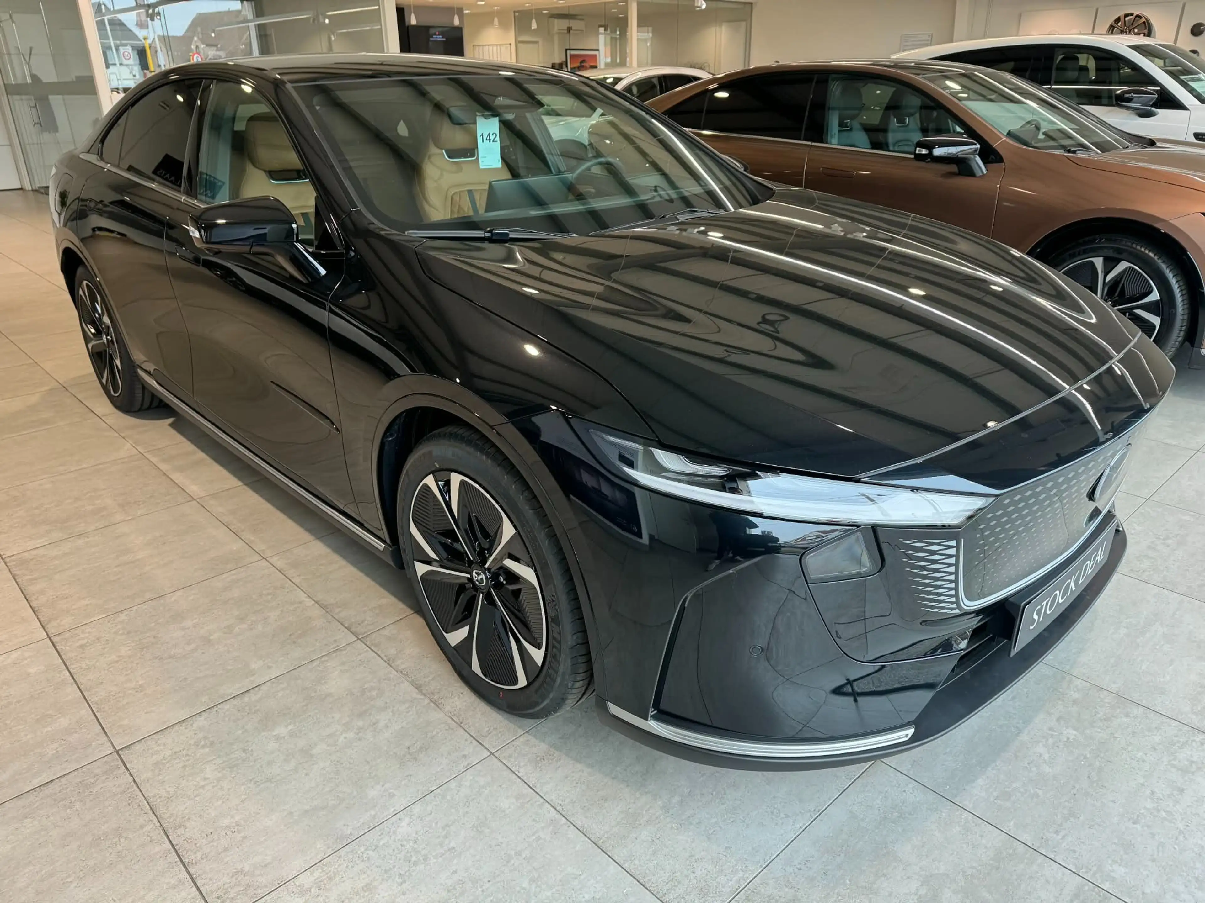 Mazda 6e 6e 68.8 kWh Takumi Plus — photo 5