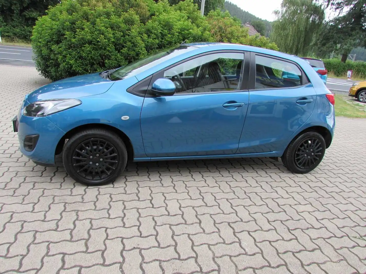 Mazda 2 1.3 MZR 5-T. Center-Line Tüv NEU Blau - 2