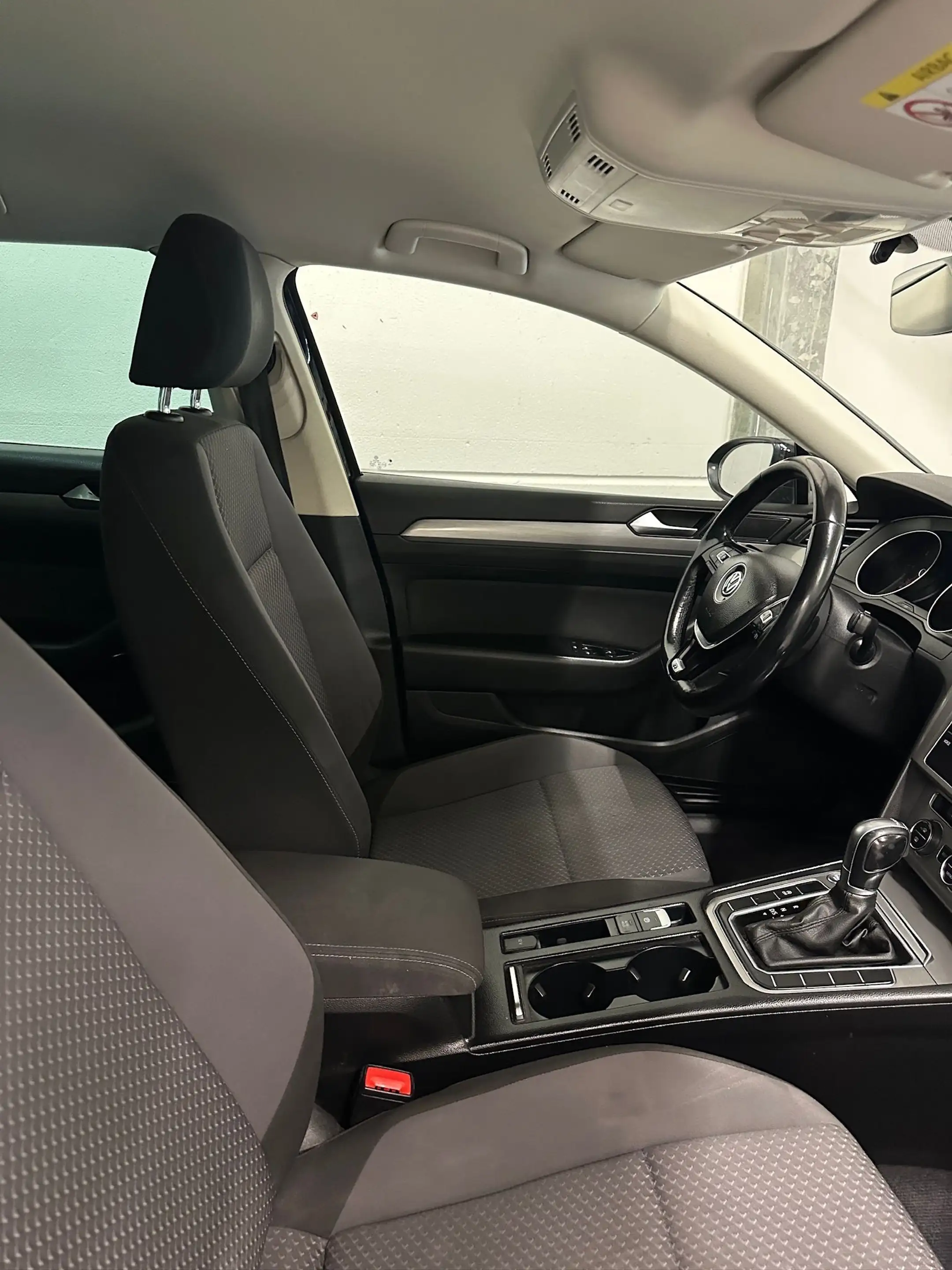 Volkswagen Passat Variant 2,0 TDI AUTOMATIK NAVI 19 ZOLL ALU Start-Stopp — photo 8