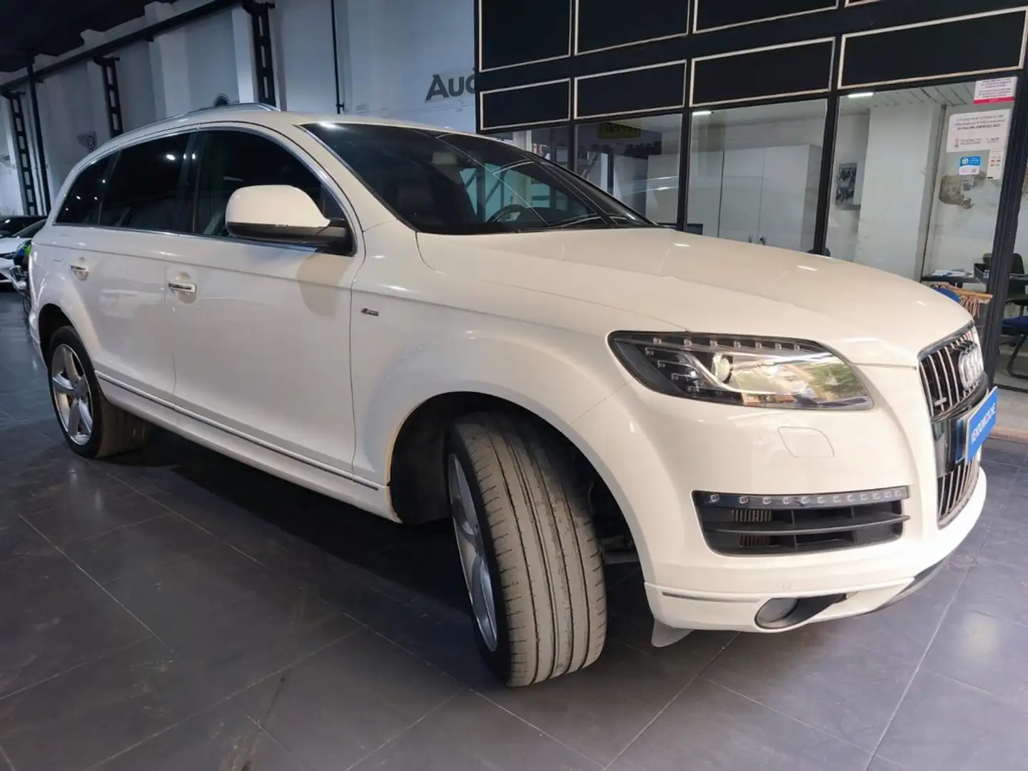 Audi Q7 3.0TDI Ambiente Tiptronic Blanco - 2