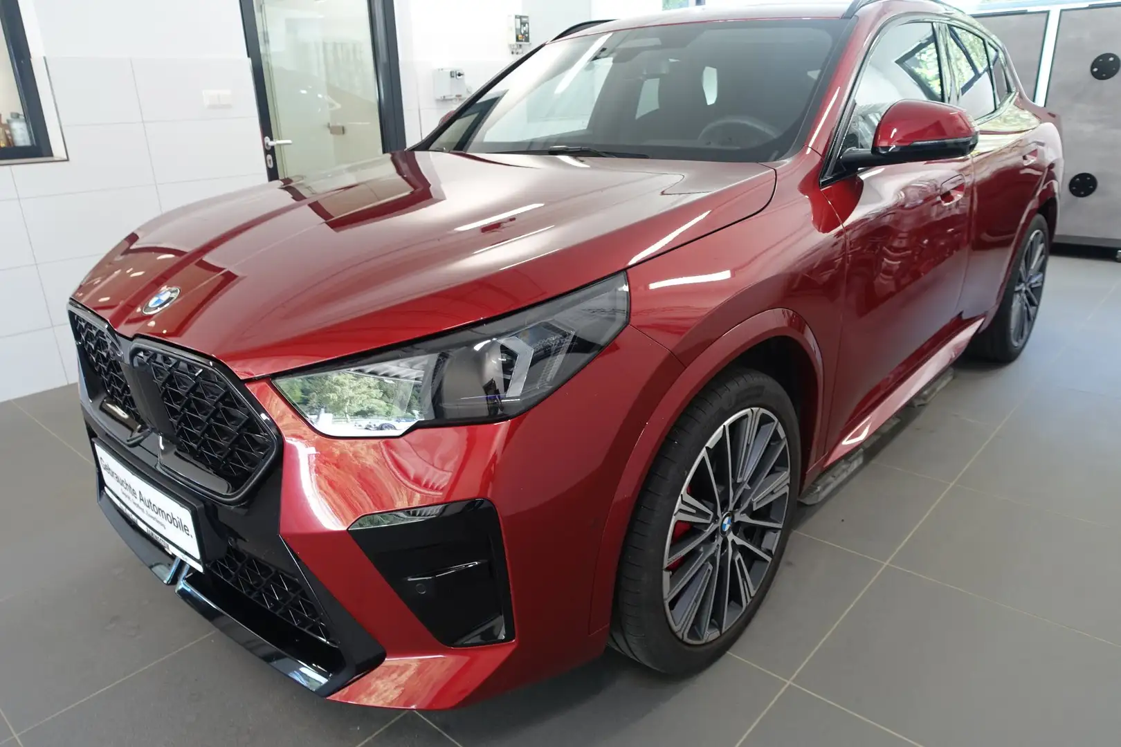 BMW X2 xDrive20d M-Sport Rot - 1