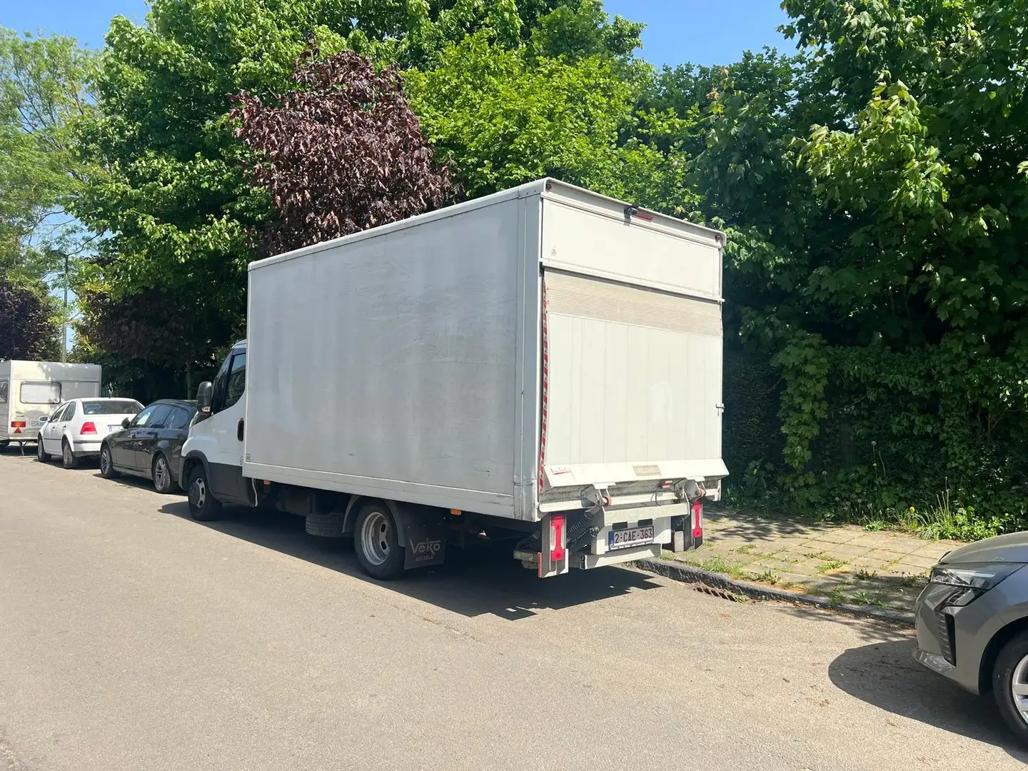 Iveco Daily 35C14 2.3 Turbo VGT - 2