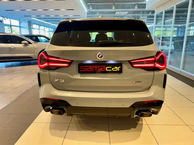 BMW X3 view 6