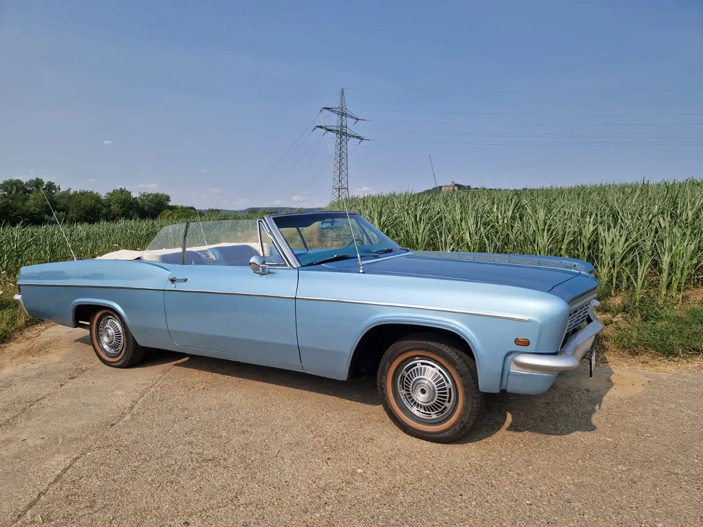 Chevrolet Impala Cabrio Blau - 2