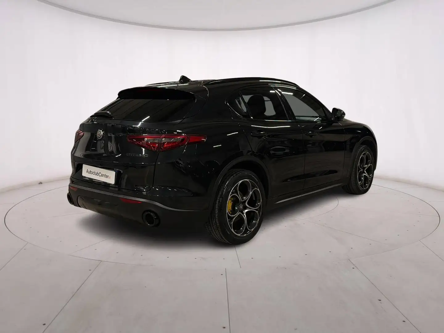 Alfa Romeo Stelvio 2.2 t B-Tech Q4 210cv Nero - 2