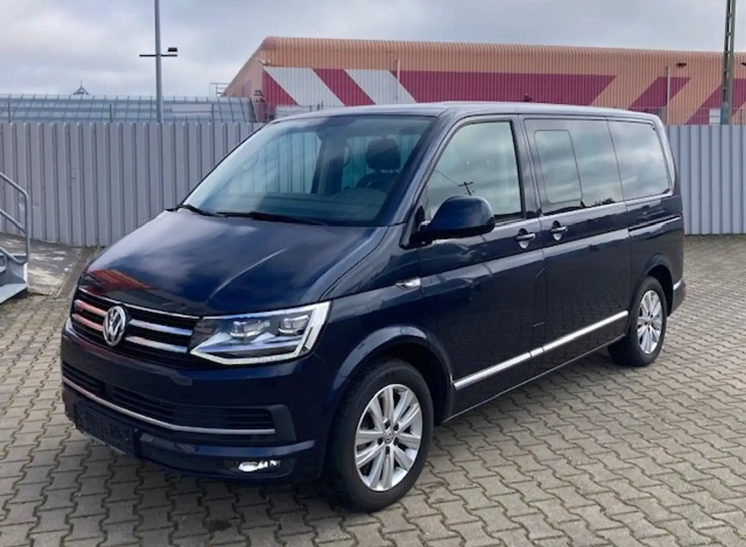 Volkswagen T6 Multivan Highline 4Motion/DSG/Leder/Navi/AHK/Kamera/6-Sitze Blauw - 1