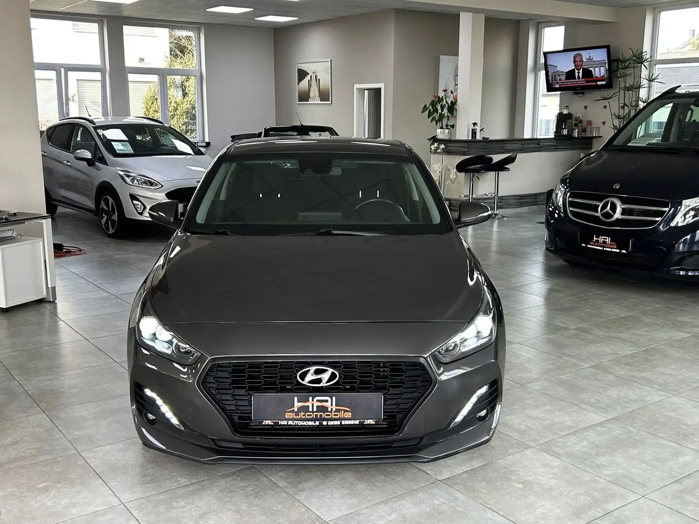 Hyundai i30 Style Fastback Navi/Kamera/AHK Marrone - 2