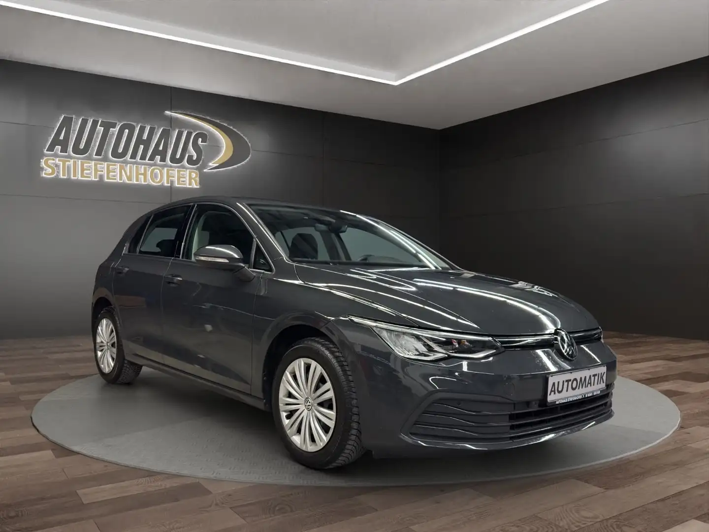 Volkswagen Golf VIII Lim. Life/LED/ACC/Lenkradheizung Gris - 1