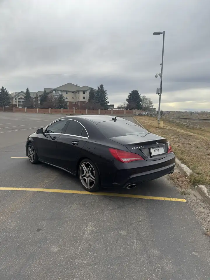 Mercedes-Benz CLA снимка Mercedes-Benz CLA