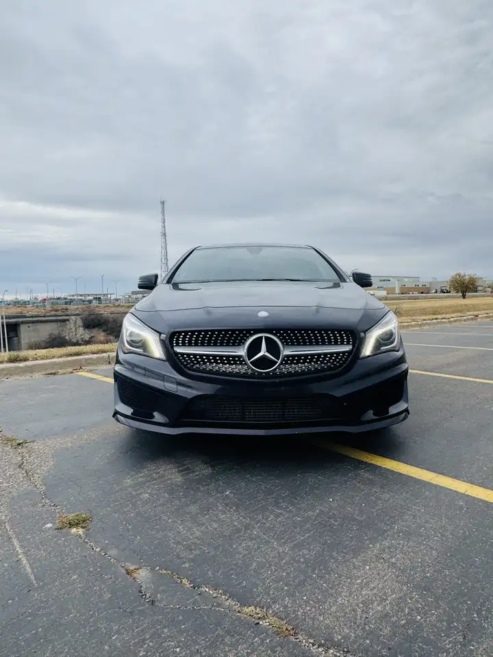 Mercedes-Benz CLA снимка Mercedes-Benz CLA