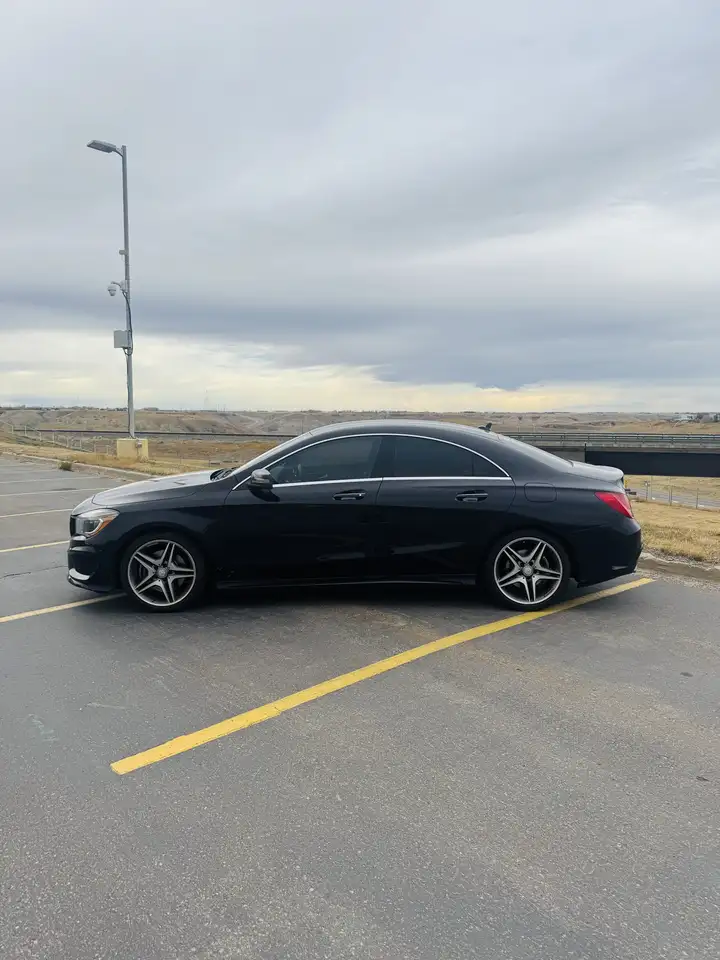 Mercedes-Benz CLA снимка Mercedes-Benz CLA