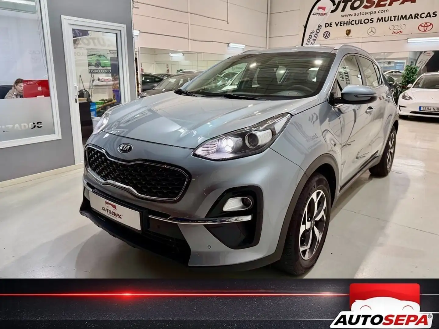 Kia Sportage 1.6 MHEV Drive 85kW Pack Style 4x2 Gris - 1