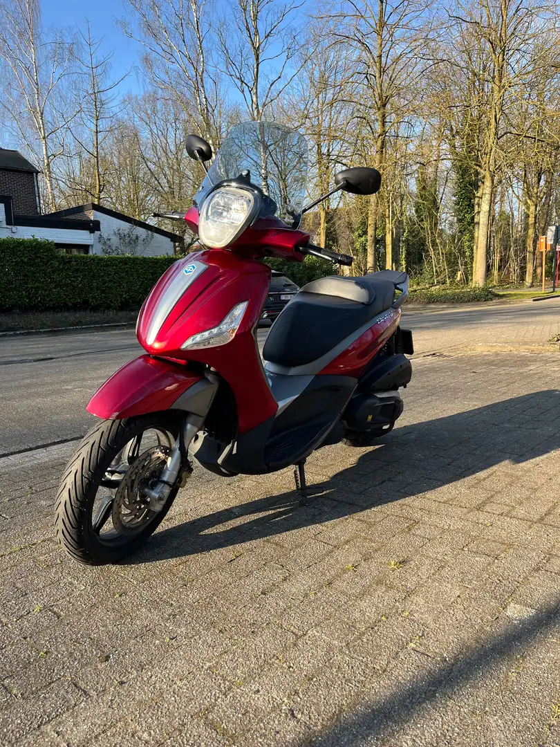 Piaggio Beverly 350 Sport Touring ABS-ASR Akrapovic uitlaat Rojo - 1