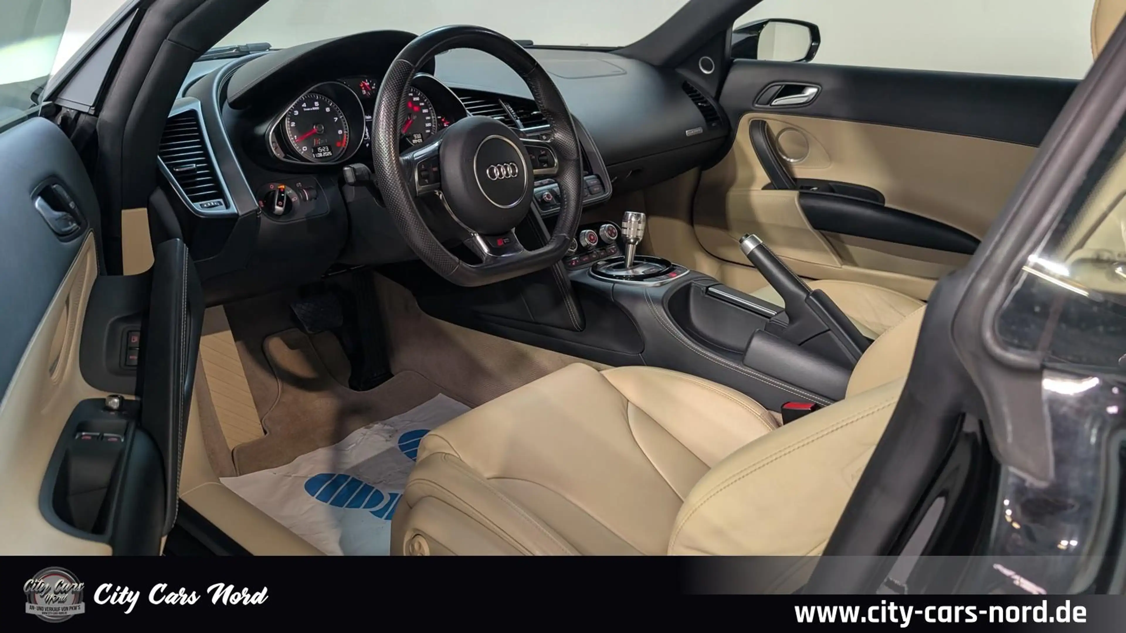 Audi R8 Coupe 4.2 FSI quattro LED+B&O+NAPPA+PDC+SHZ — photo 11