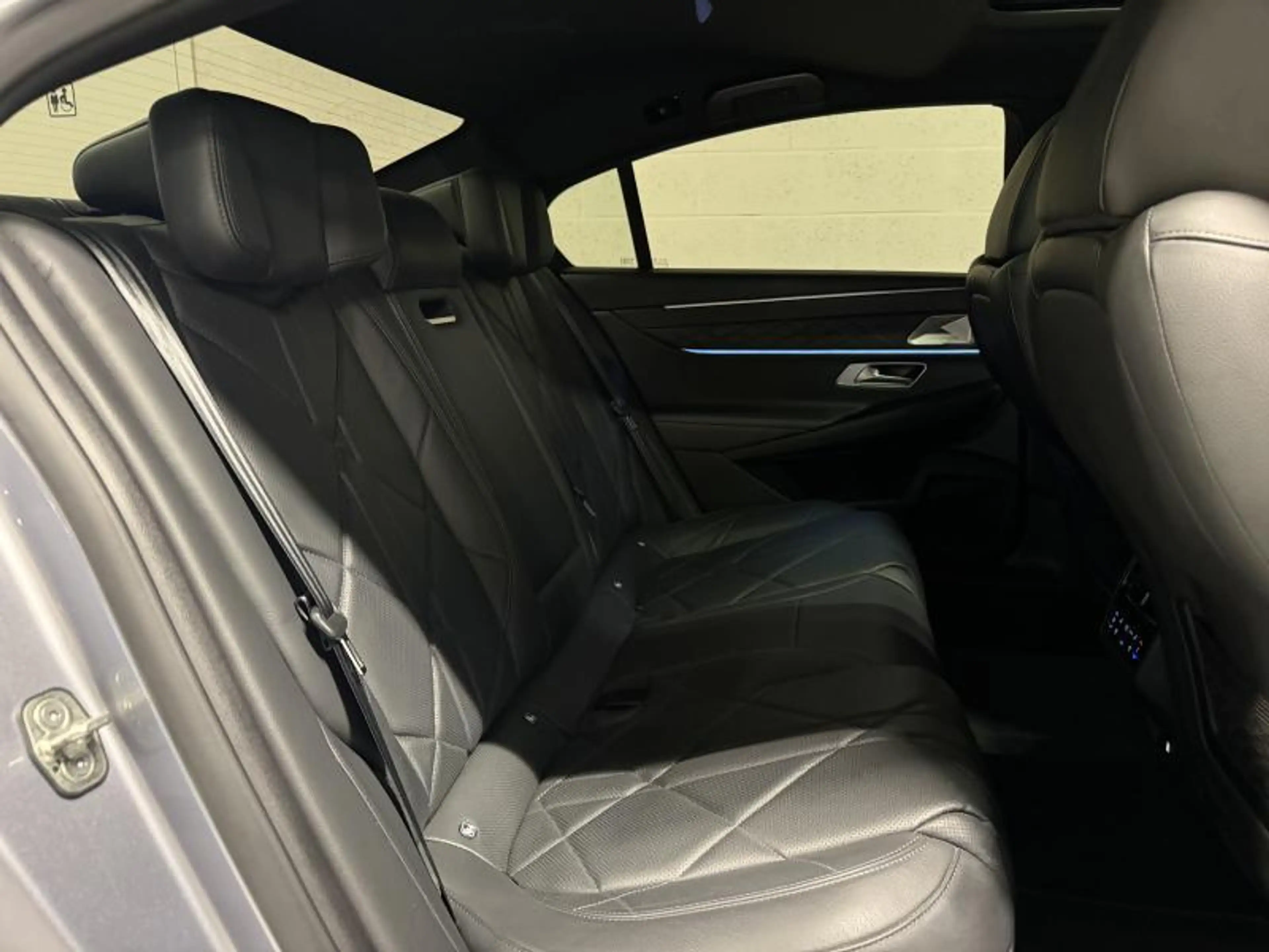 DS Automobiles DS 9 Rivoli + — photo 13