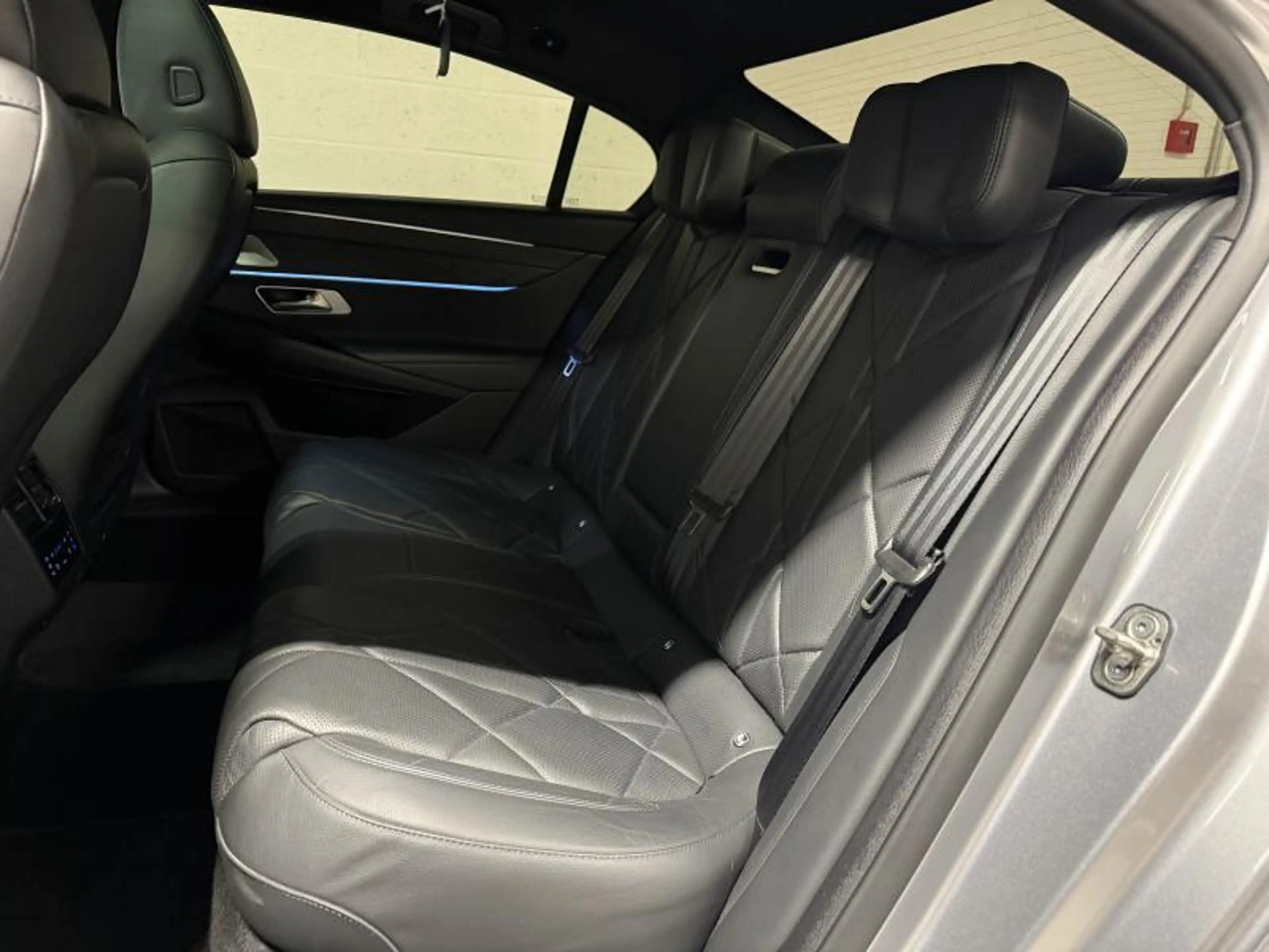 DS Automobiles DS 9 Rivoli + — photo 9