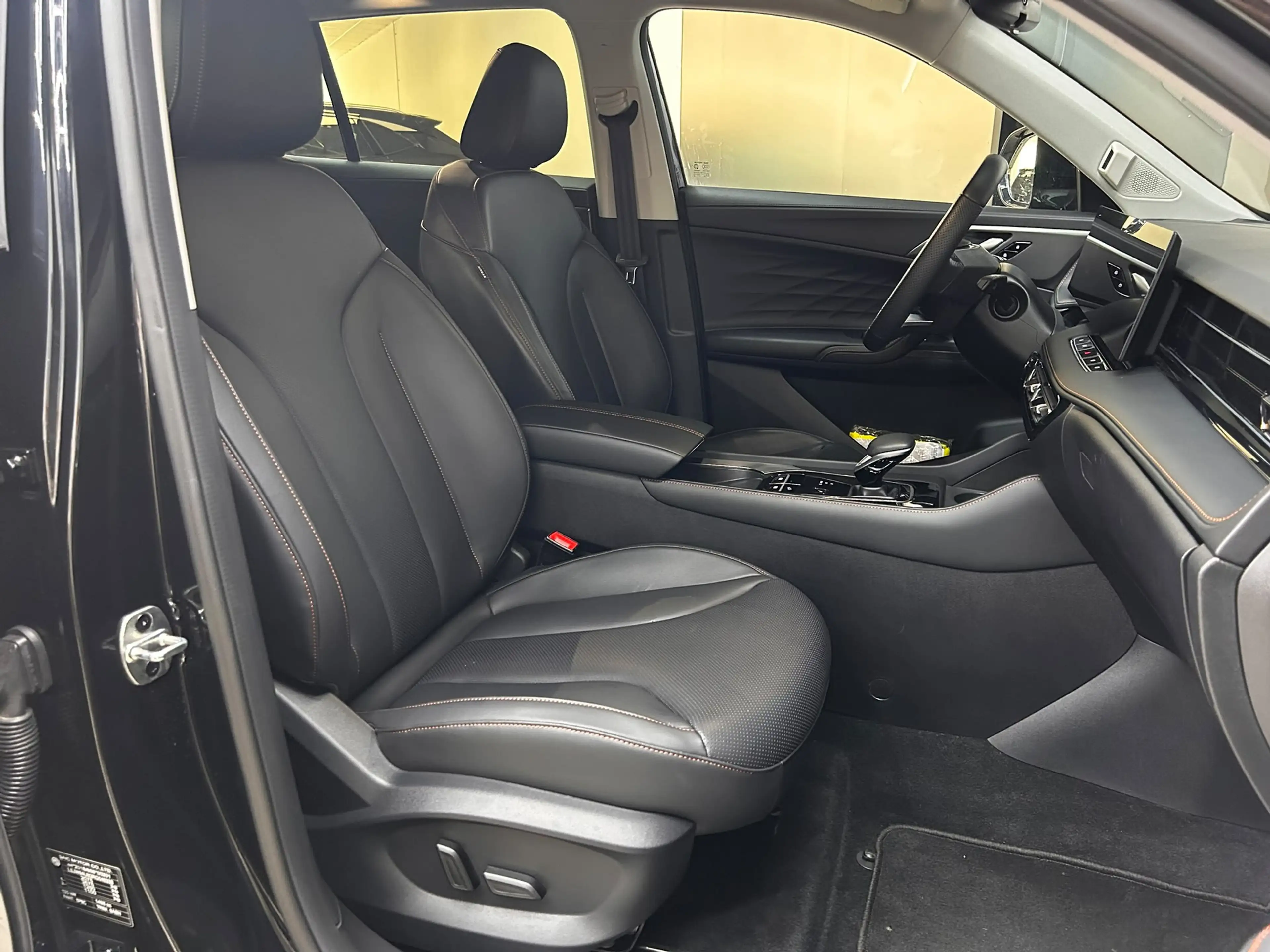 MG HS 1.5 TGDI Luxury >NAV+360+VIRTU+ACC+LEDER+SHZ+ — photo 9