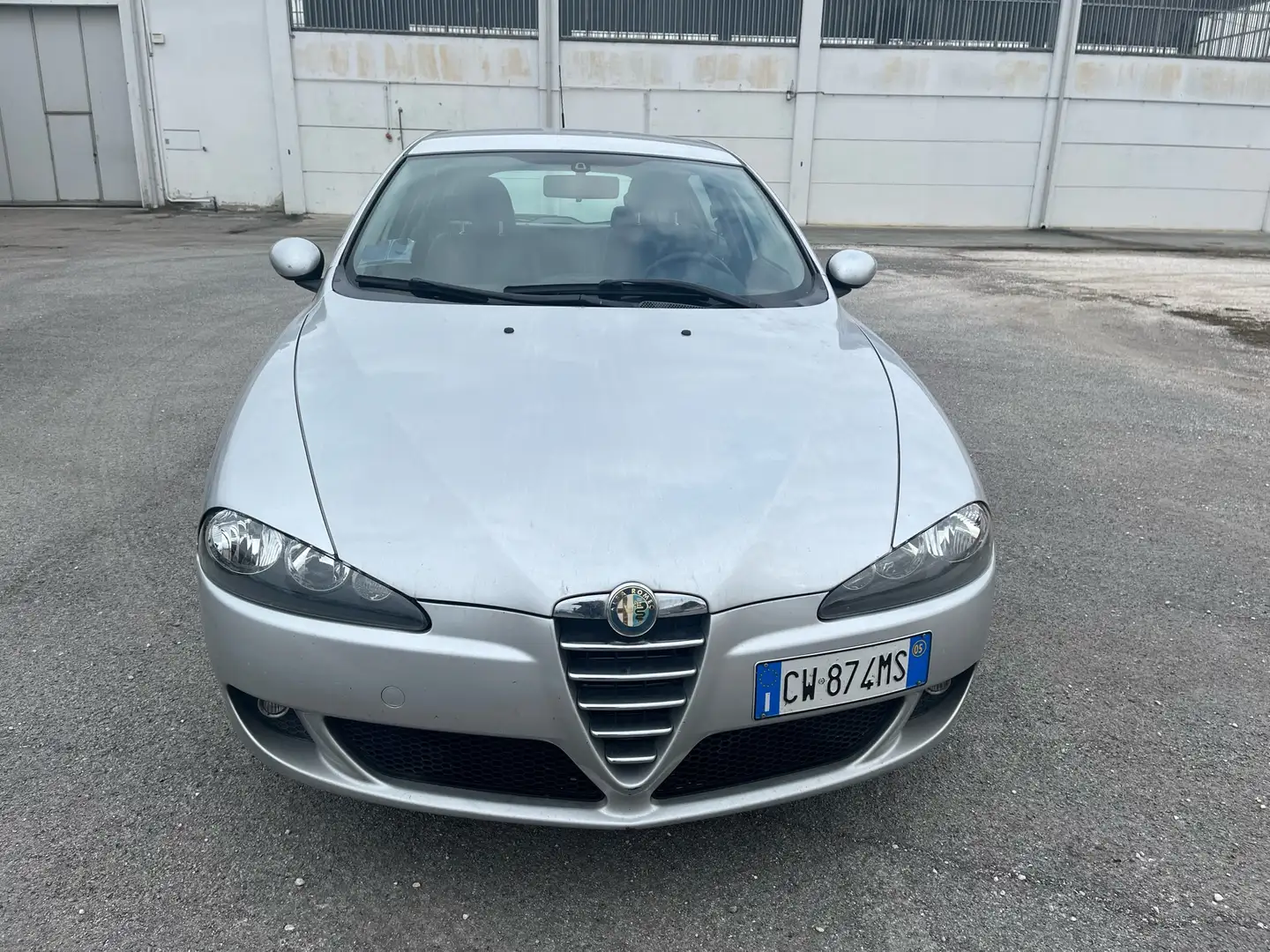 Alfa Romeo 147 5p 1.6 ts 16v Progression 105cv Szary - 2