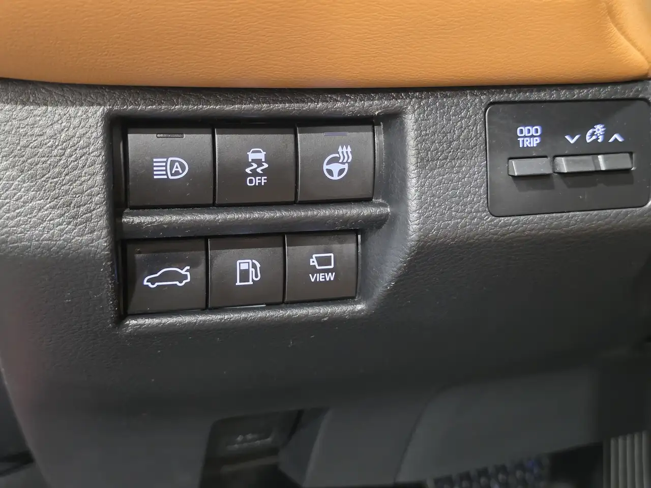 Toyota Avalon снимка Toyota Avalon