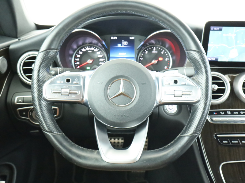 Mercedes-Benz C 220 d Cabrio *AMG*Multibeam*Burmester*Kamera** — photo 11