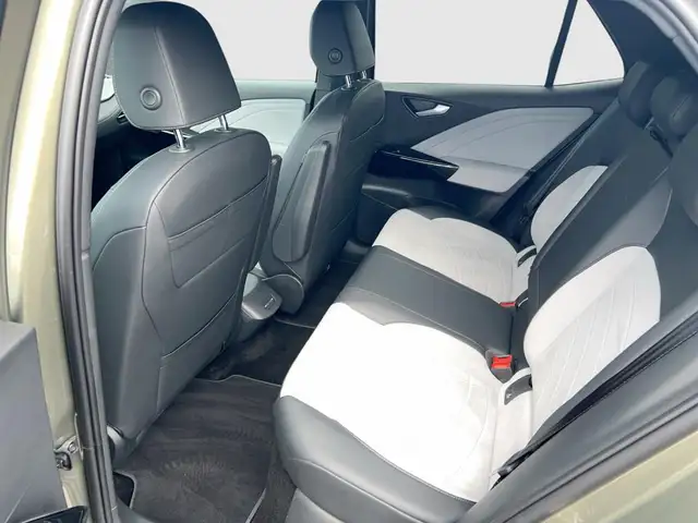 Volkswagen Id.3 view 12