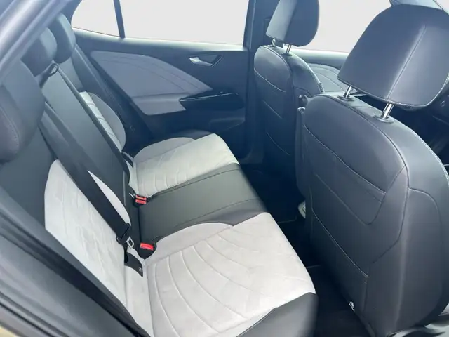 Volkswagen Id.3 view 14