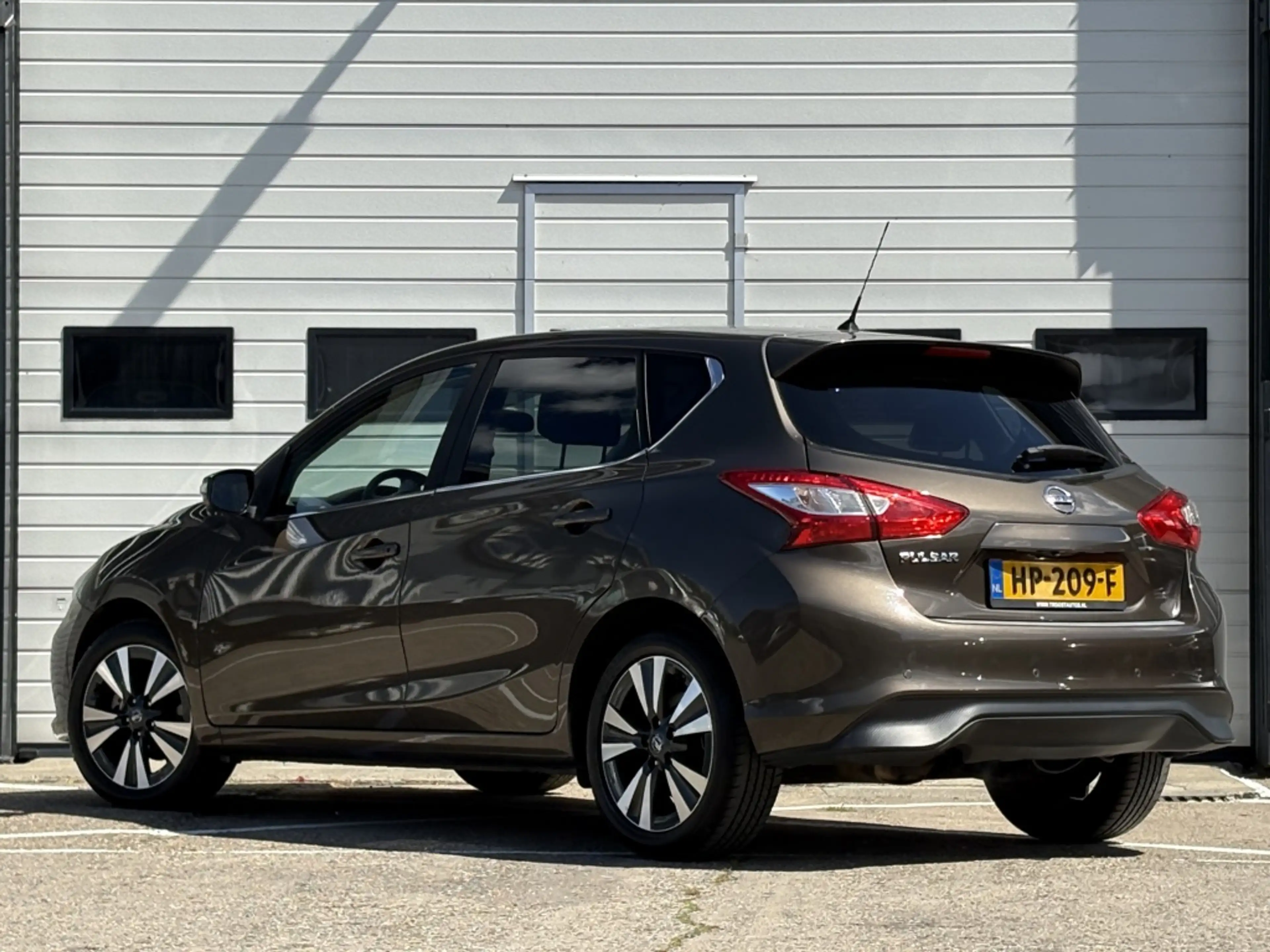 Nissan Pulsar 1.2 DIG-T Tekna Navi | Leder | 360 camera | Stoelv — photo 2