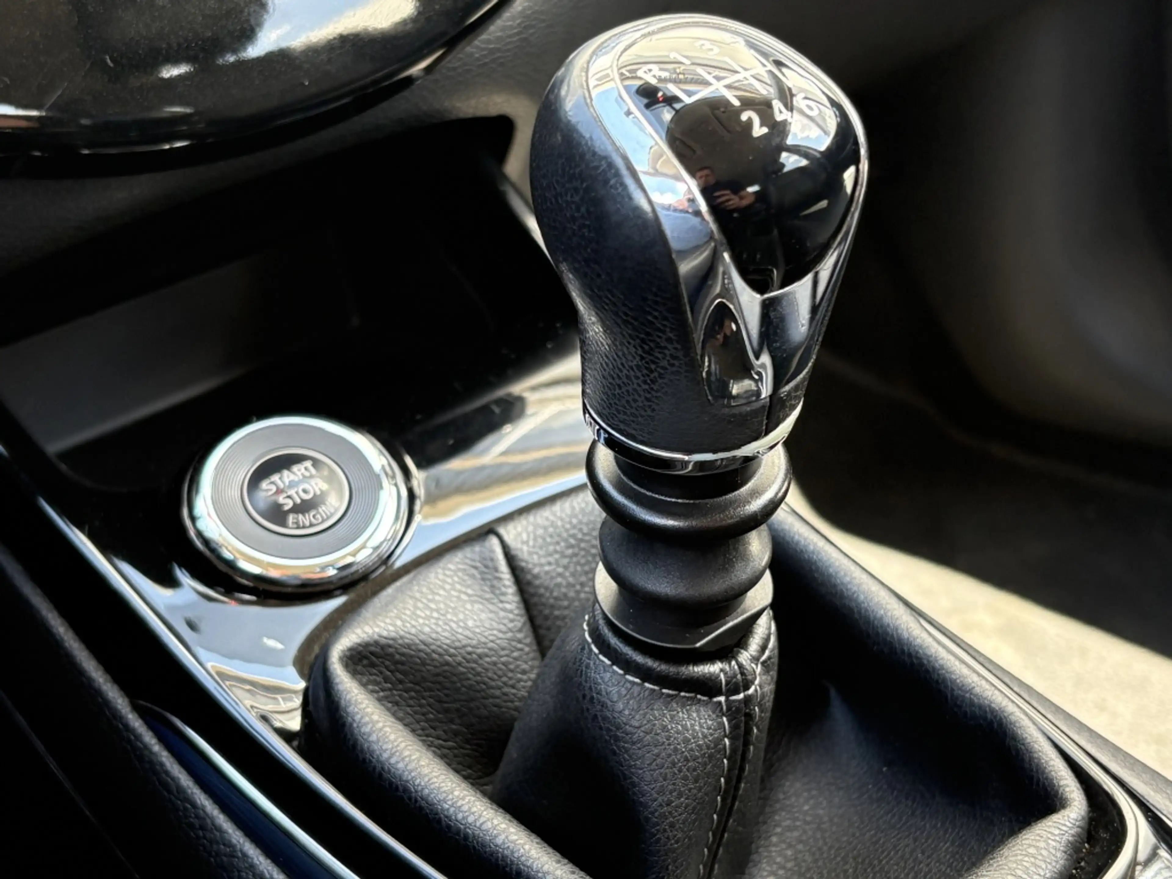 Nissan Pulsar 1.2 DIG-T Tekna Navi | Leder | 360 camera | Stoelv — photo 16
