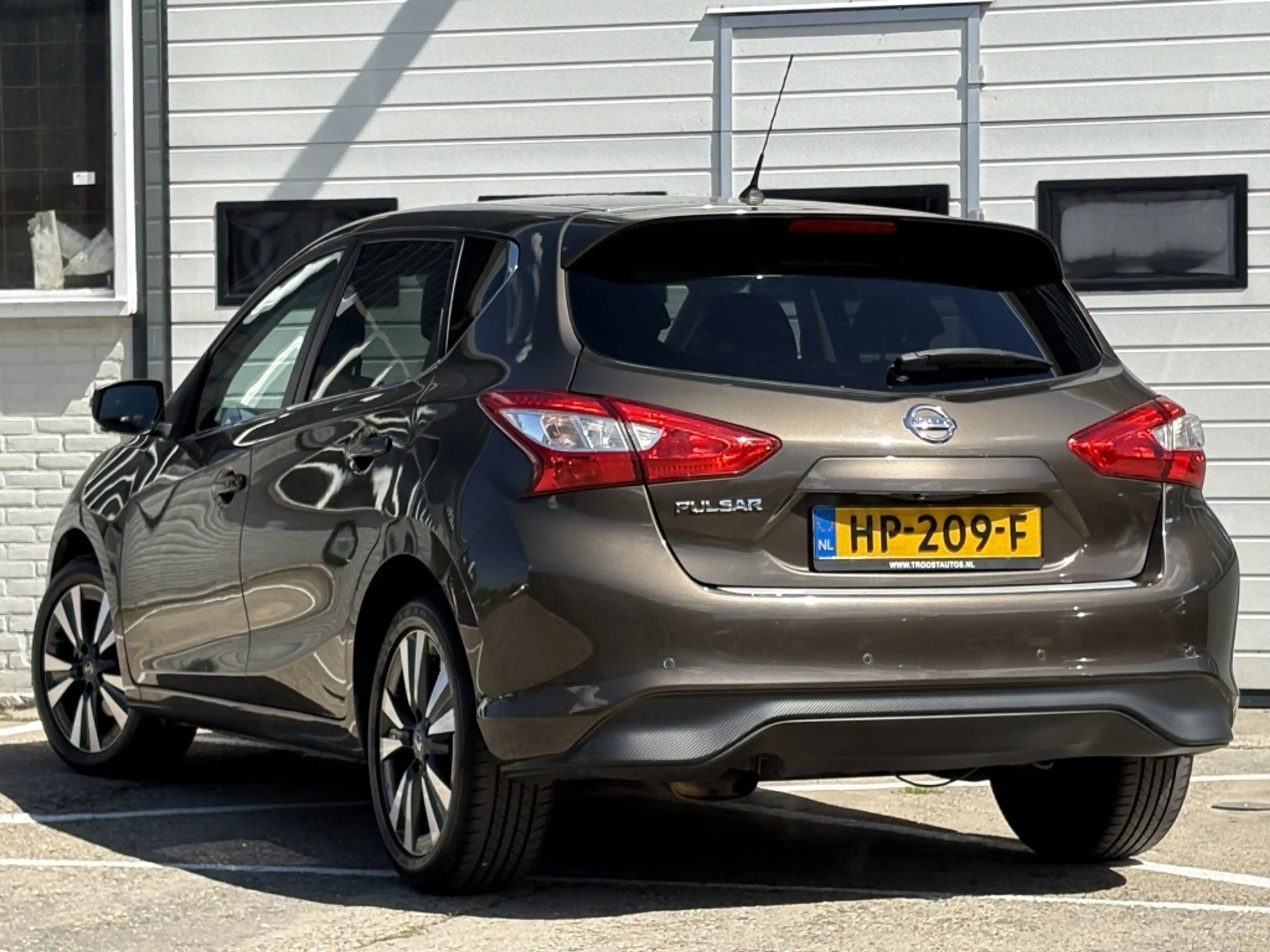 Nissan Pulsar 1.2 DIG-T Tekna Navi | Leder | 360 camera | Stoelv — photo 11