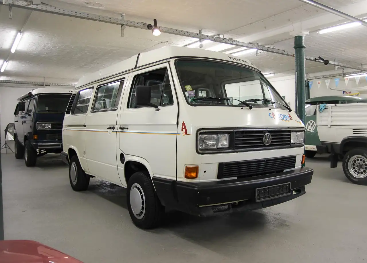 Volkswagen T3 California 2.0 2e Umbau 115 Ps - schöner Zustand - Servo, foto 5
