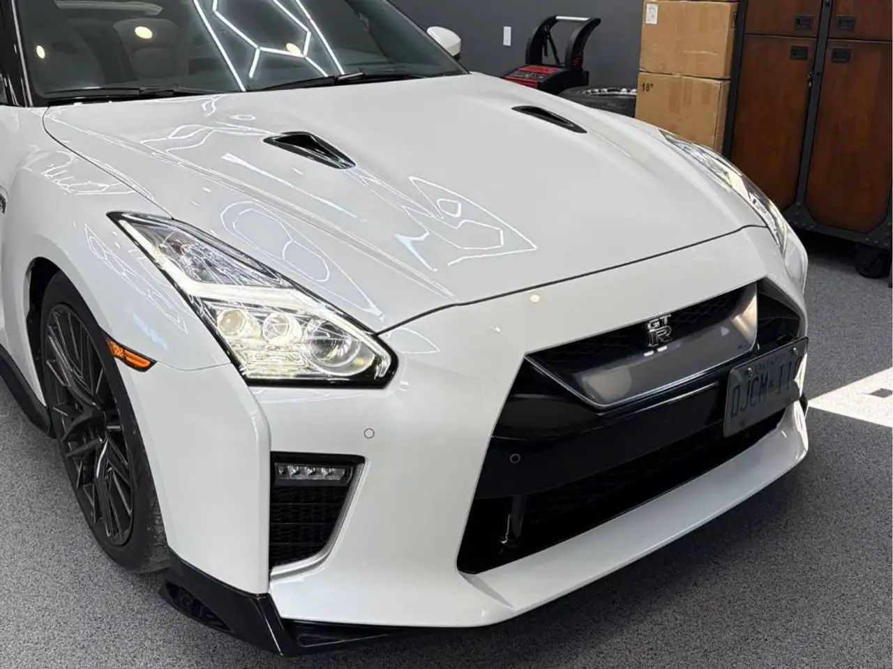 Nissan GT-R снимка Nissan GT-R