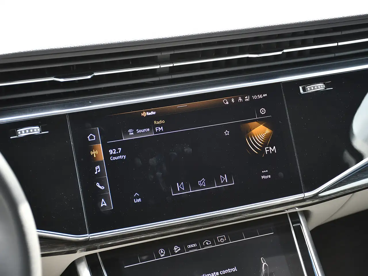 Audi Q7 снимка Audi Q7