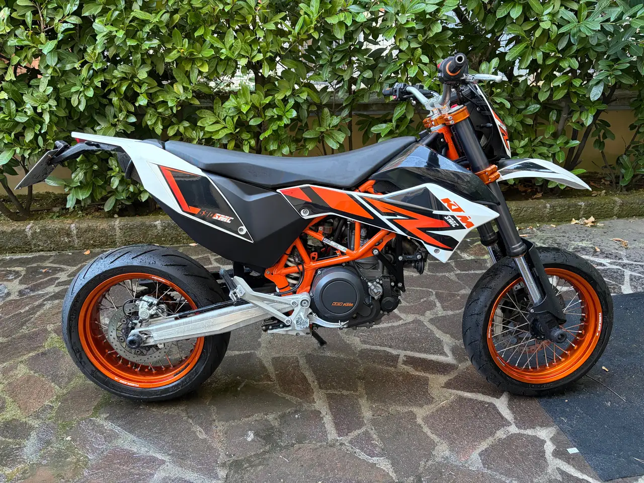 KTM 690 SMC R