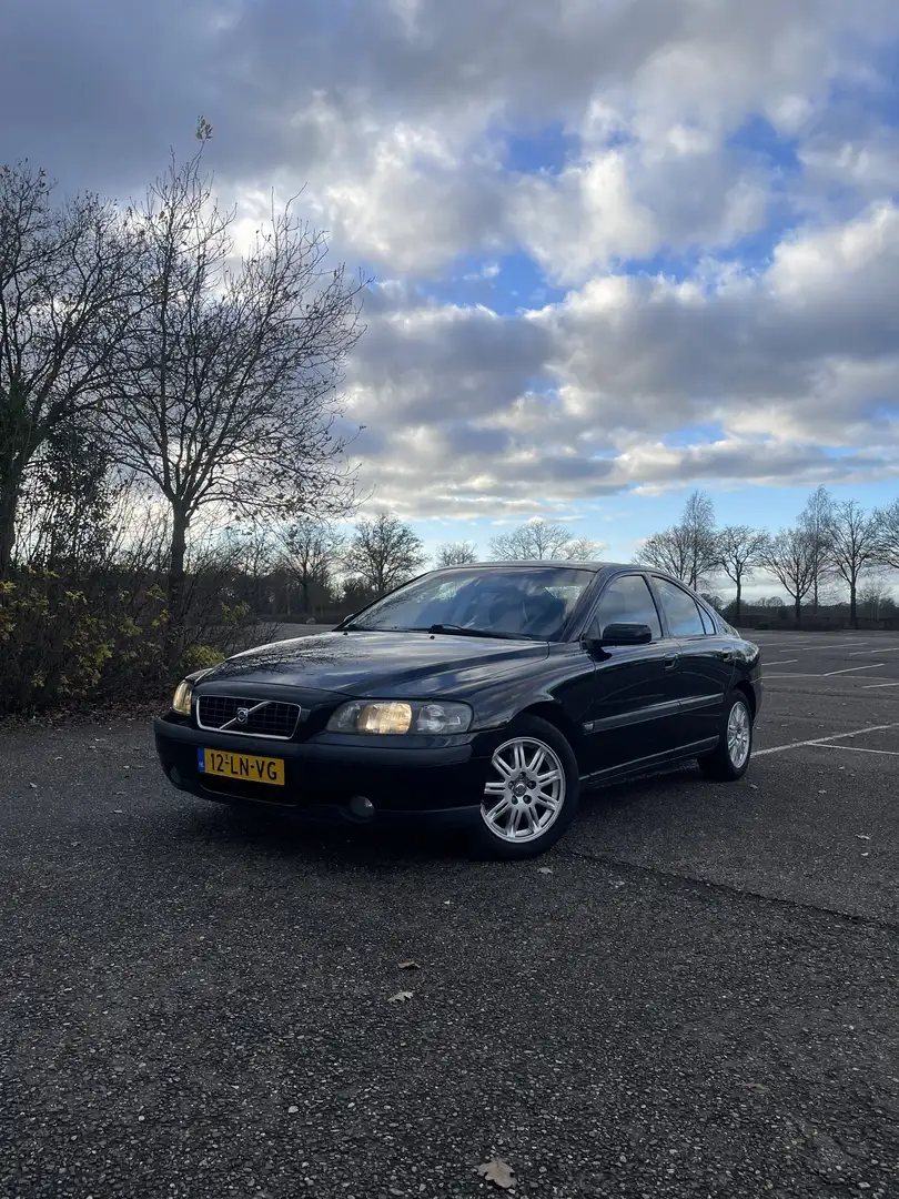 Volvo S60 2.4 Zwart - 1