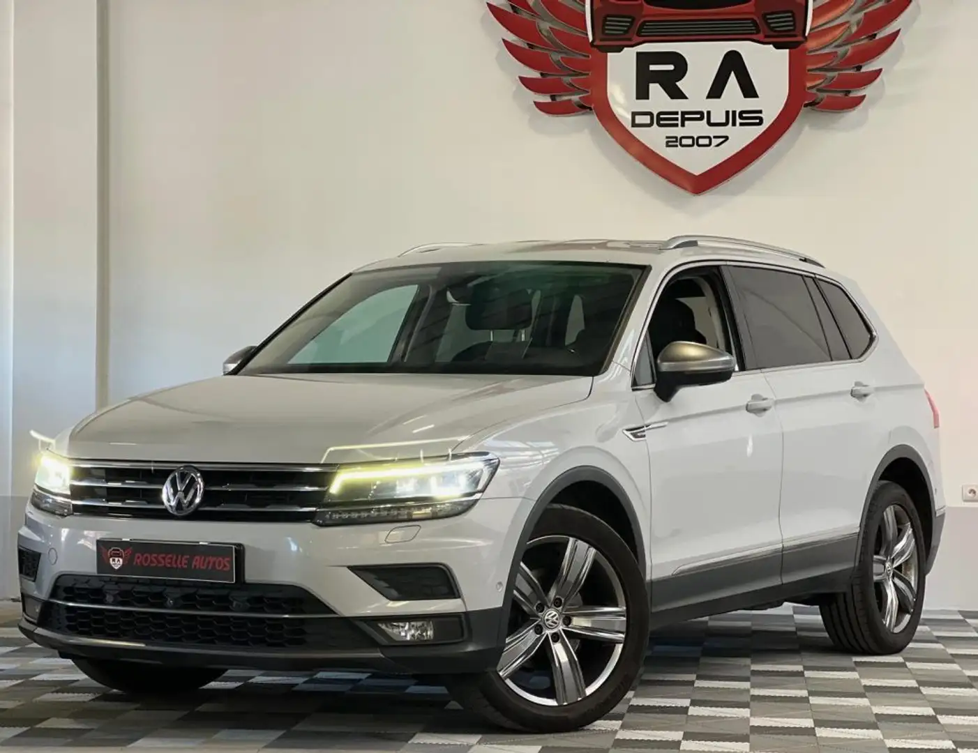 Volkswagen Tiguan 2.0 TDI 150 CH Allspace Highline 4Motion 7 places Wit - 2