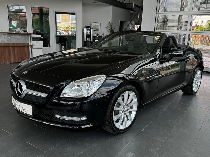 Mercedes-Benz SLK 200 BlueEFFICIENCY "Leder/PDC/Klima/LM"