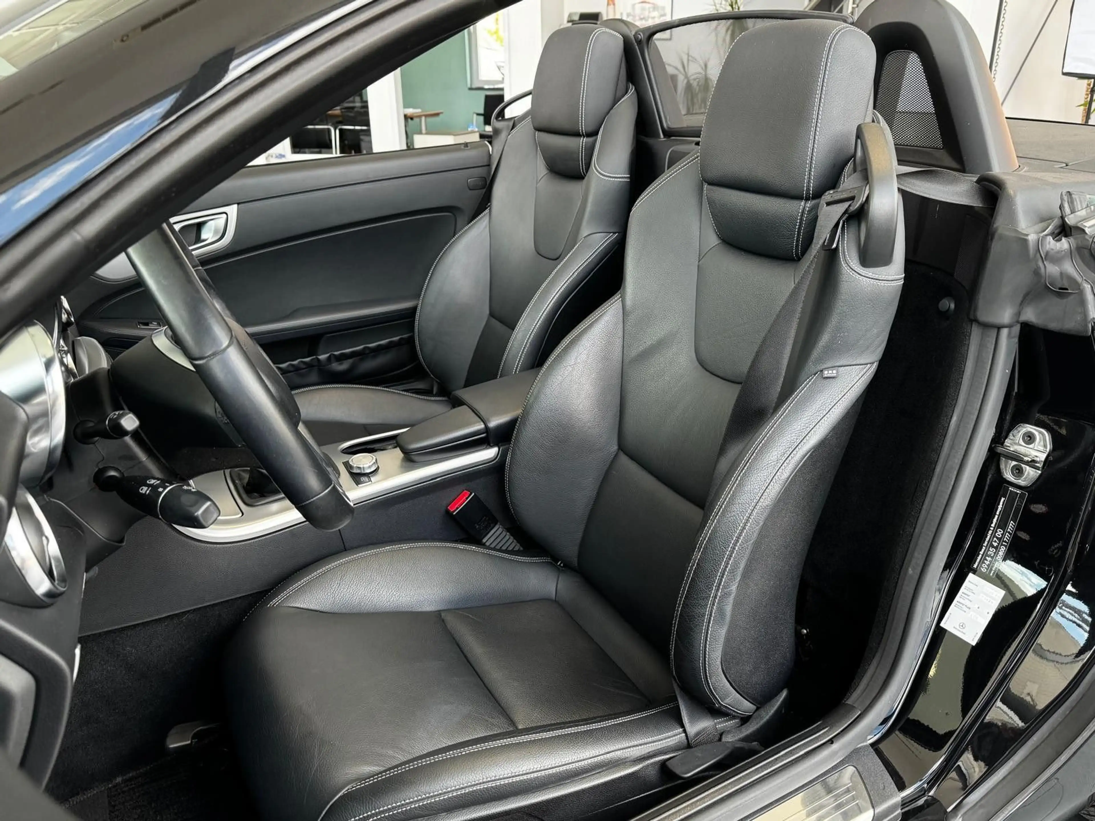 Mercedes-Benz SLK 200 BlueEFFICIENCY "Leder/PDC/Klima/LM" — photo 8