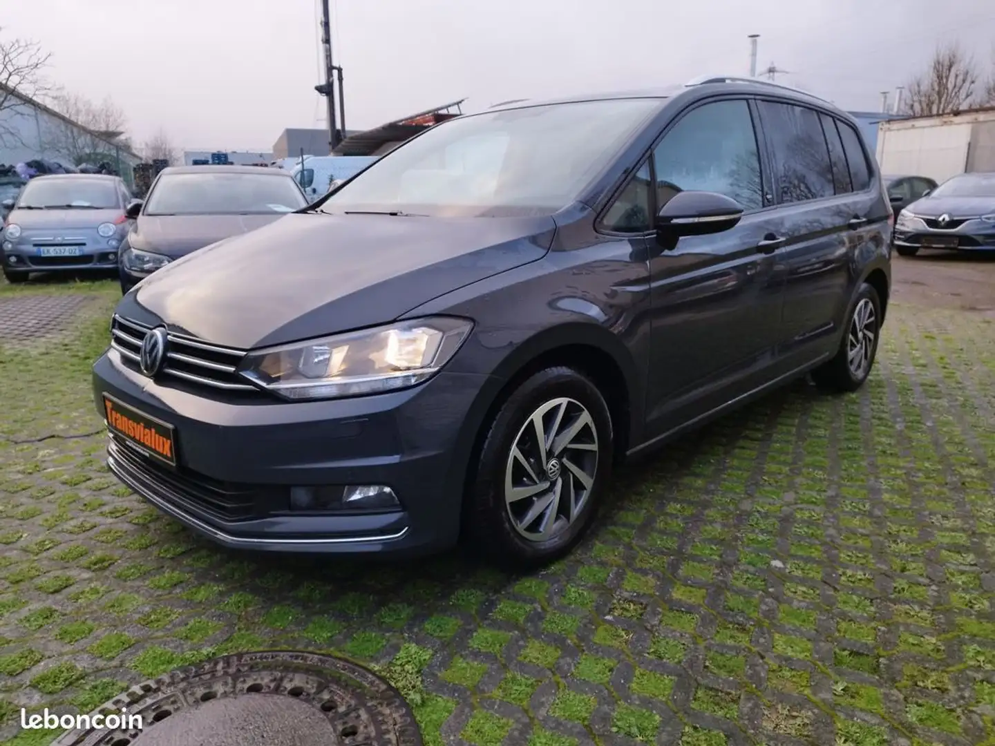 Volkswagen Touran Vw 1.5 tsi 150 sound Grau - 1