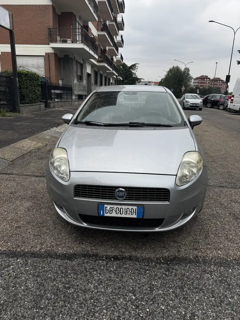 Fiat Grande Punto 5p 1.2 Dynamic 65cv - 1