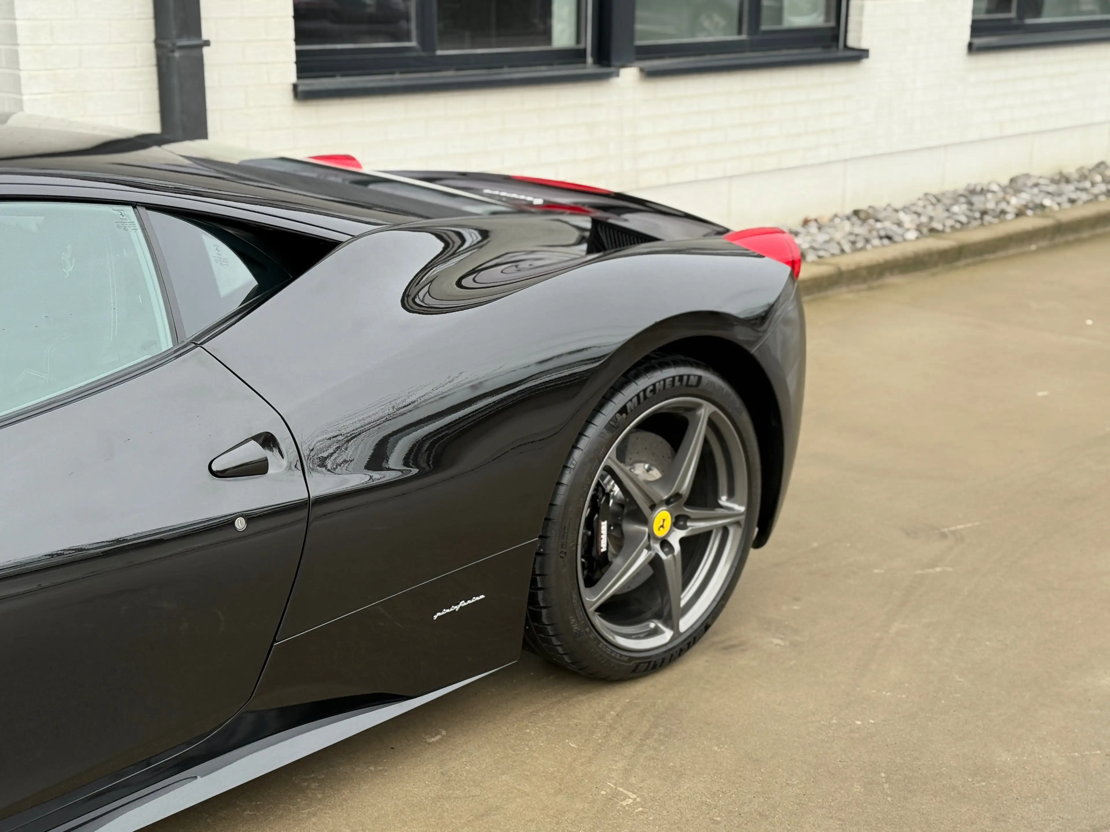 Ferrari 458 Italia — photo 12