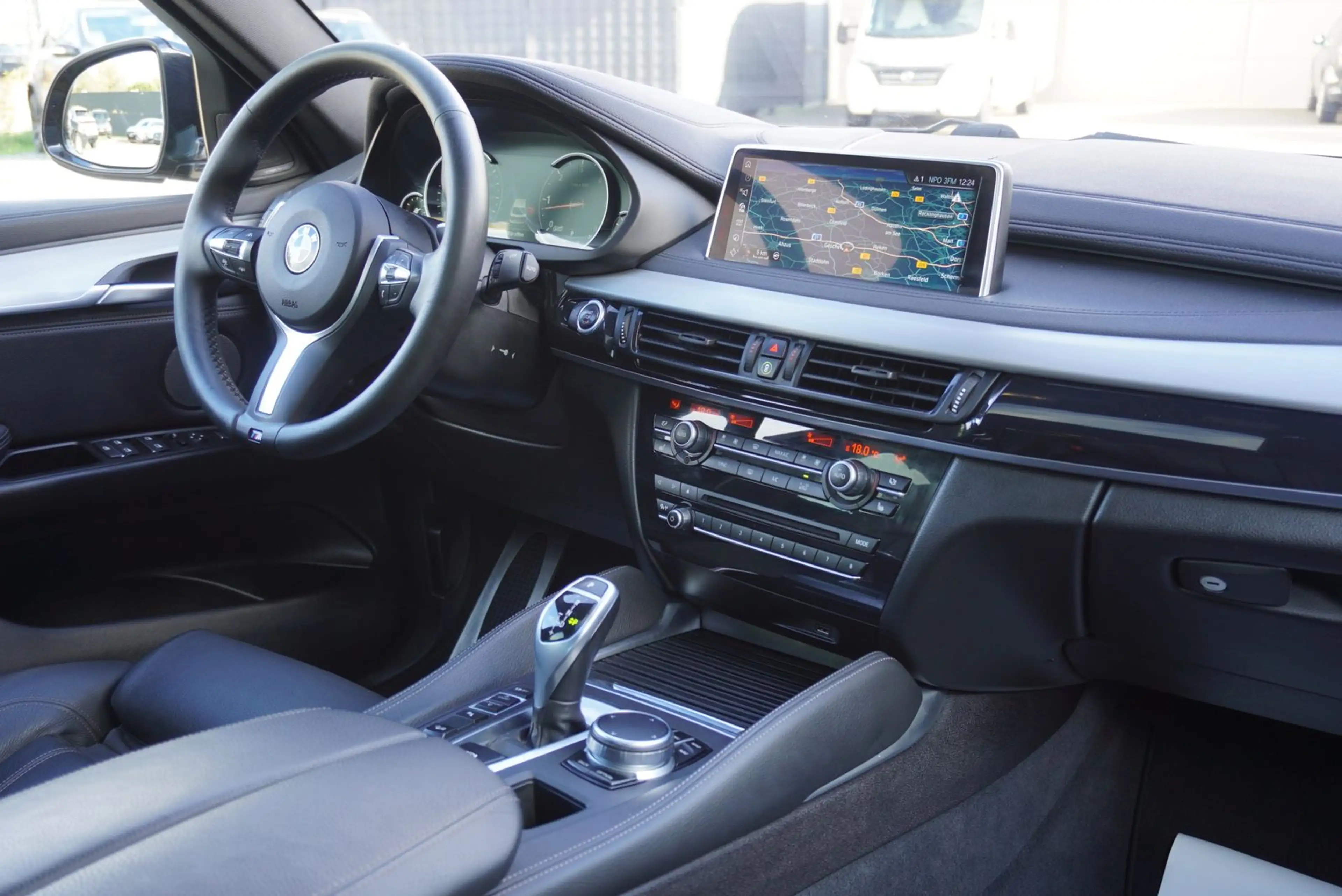 BMW X6 xDrive 30 d M-Sport/Pano/LED/H&K/20Zoll/HUD/ — photo 12