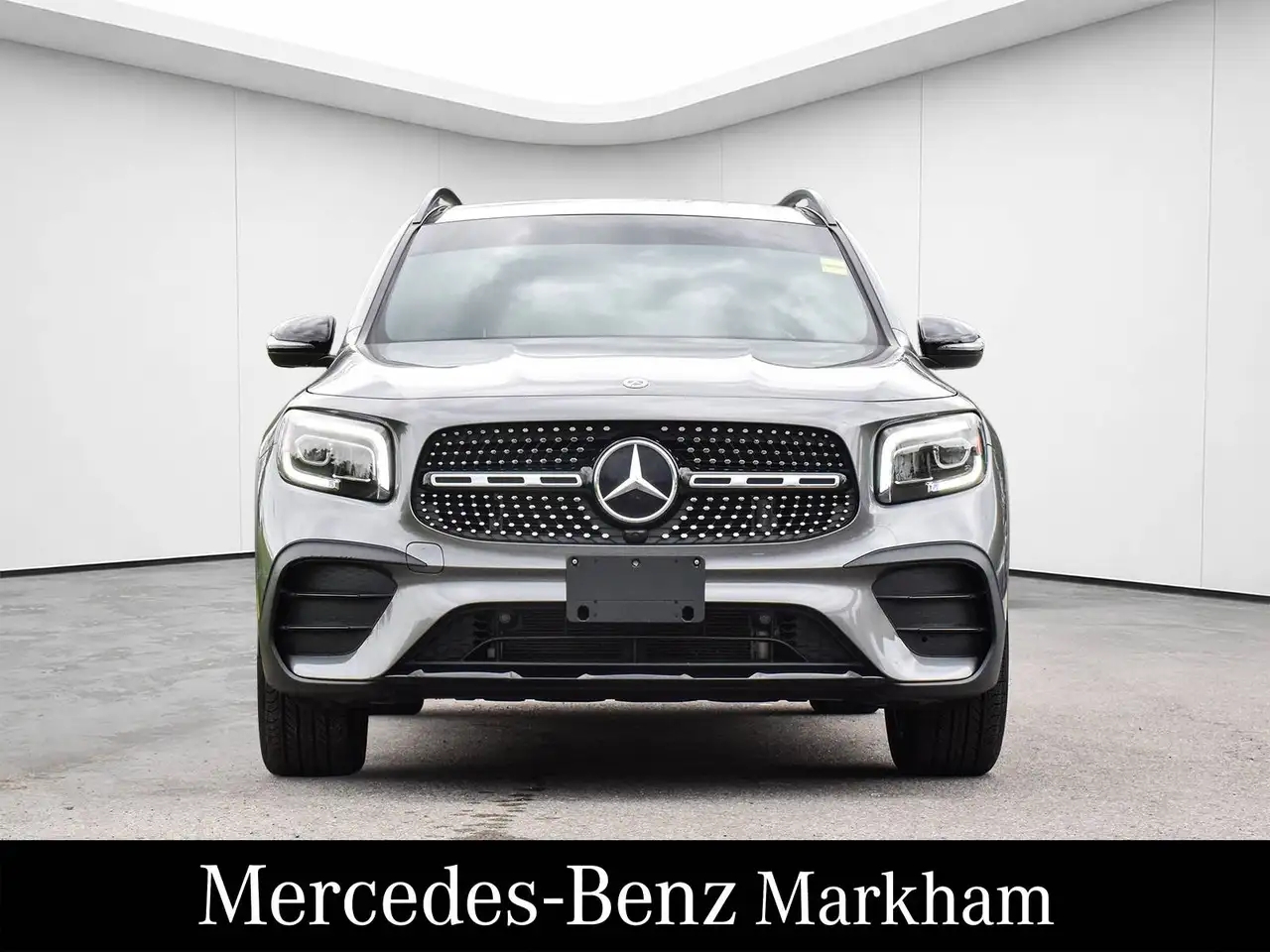 Mercedes-Benz EQB снимка Mercedes-Benz EQB