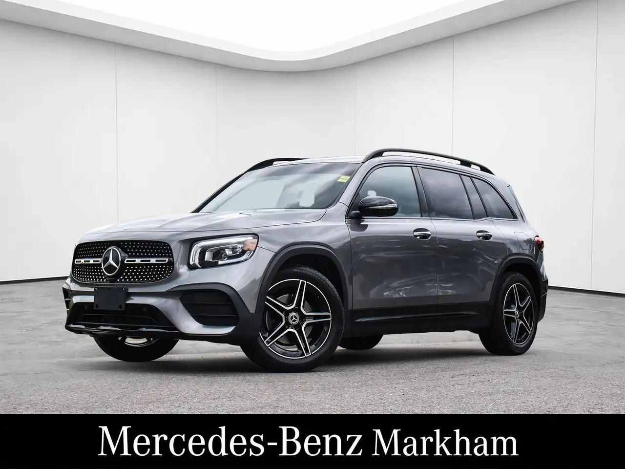 Mercedes-Benz EQB снимка Mercedes-Benz EQB